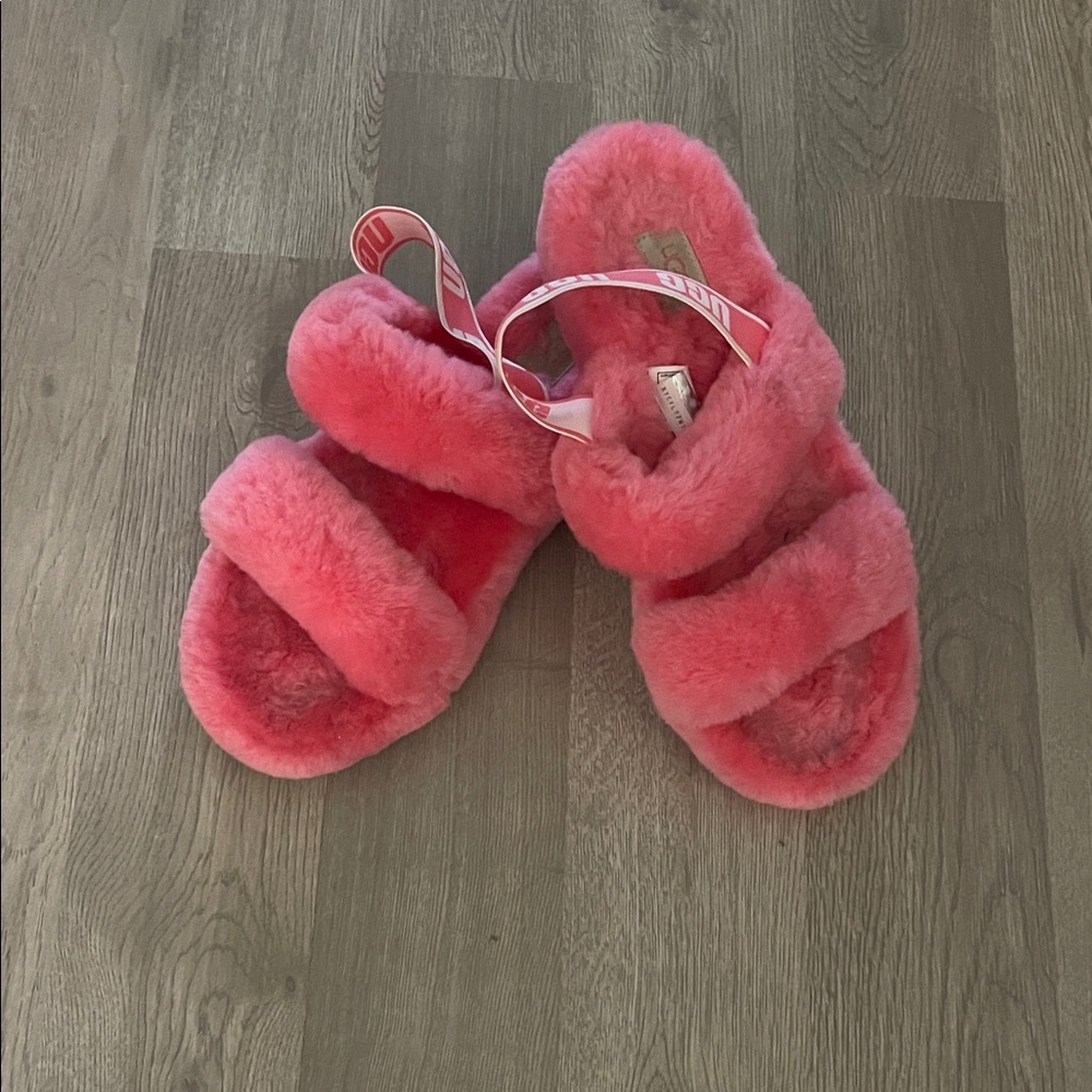 UGG Women's 10 'Oh Yeah' Slippers Fluffy Pink